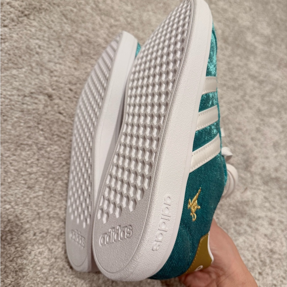 adidas x Disney Jasmine Grand Court 2.0 - Picture 12 of 15